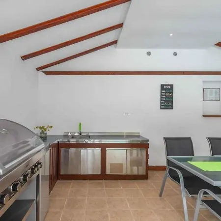 In - Istrien 51826 Villa